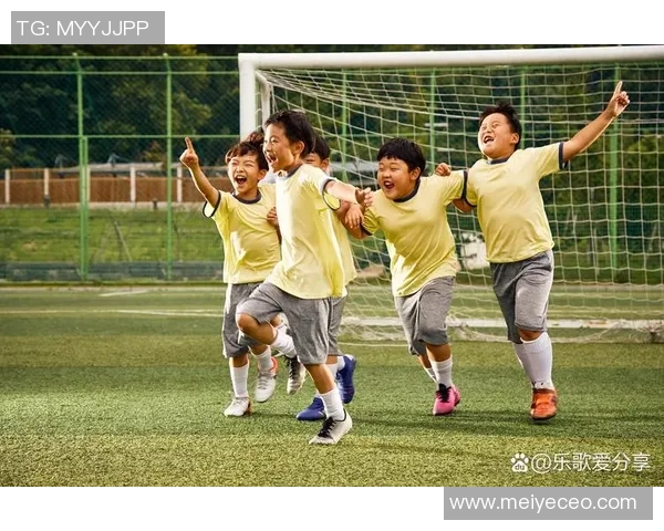 足球快乐男孩的梦想之旅与成长故事分享 足球快乐男孩的梦想之旅与成长故事分享